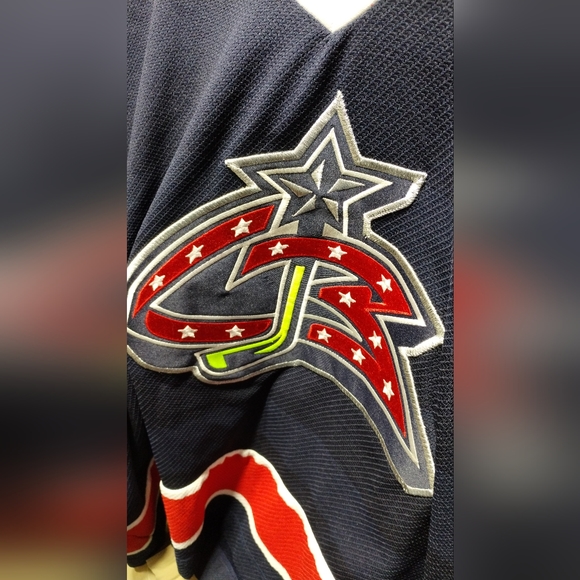 Columbus Blue jackets hockey jersey - Picture 6 of 8